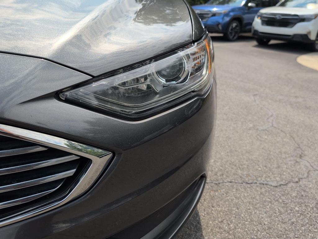 Thumbnail: 2017 Ford Fusion - 22