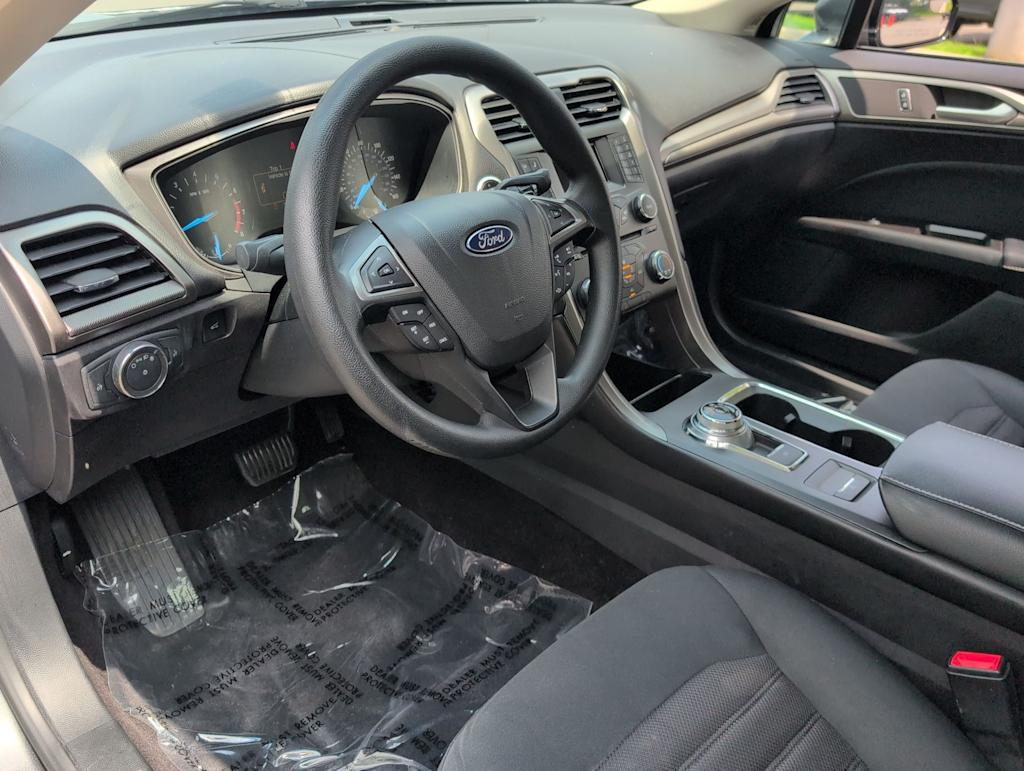 Thumbnail: 2017 Ford Fusion - 2