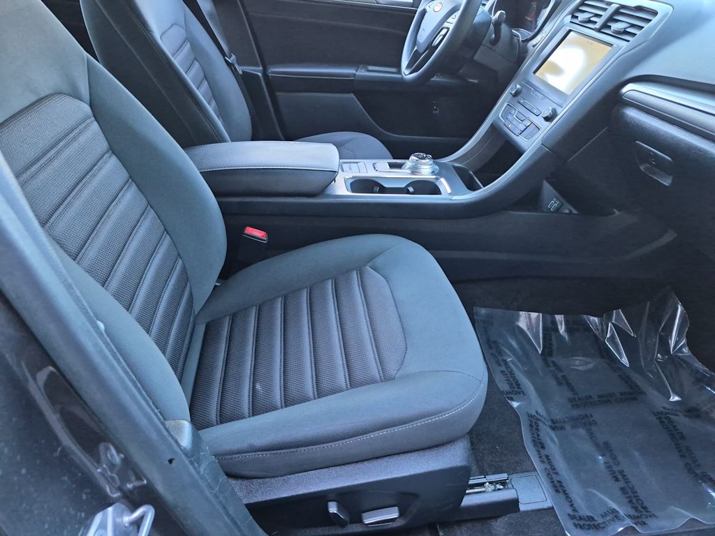 Thumbnail: 2019 Ford Fusion - 11