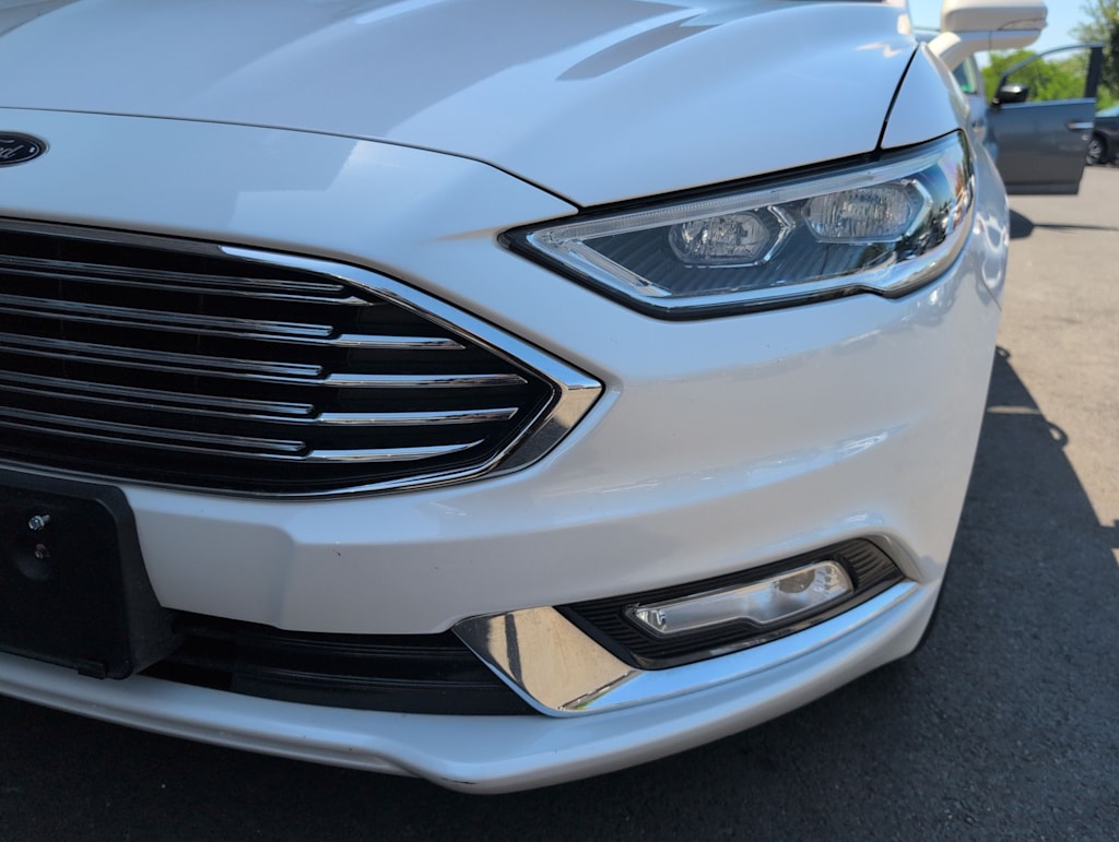Thumbnail: 2017 Ford Fusion - 23
