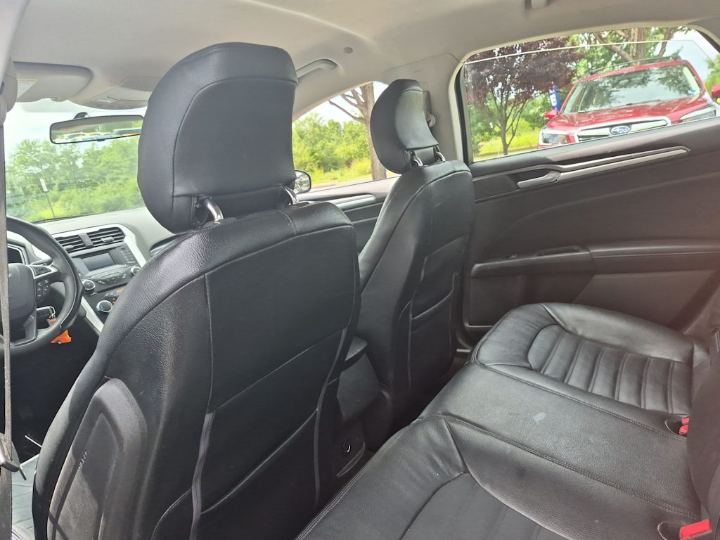 Thumbnail: 2015 Ford Fusion - 12