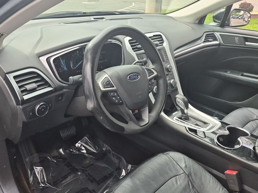 Thumbnail: 2015 Ford Fusion - 2