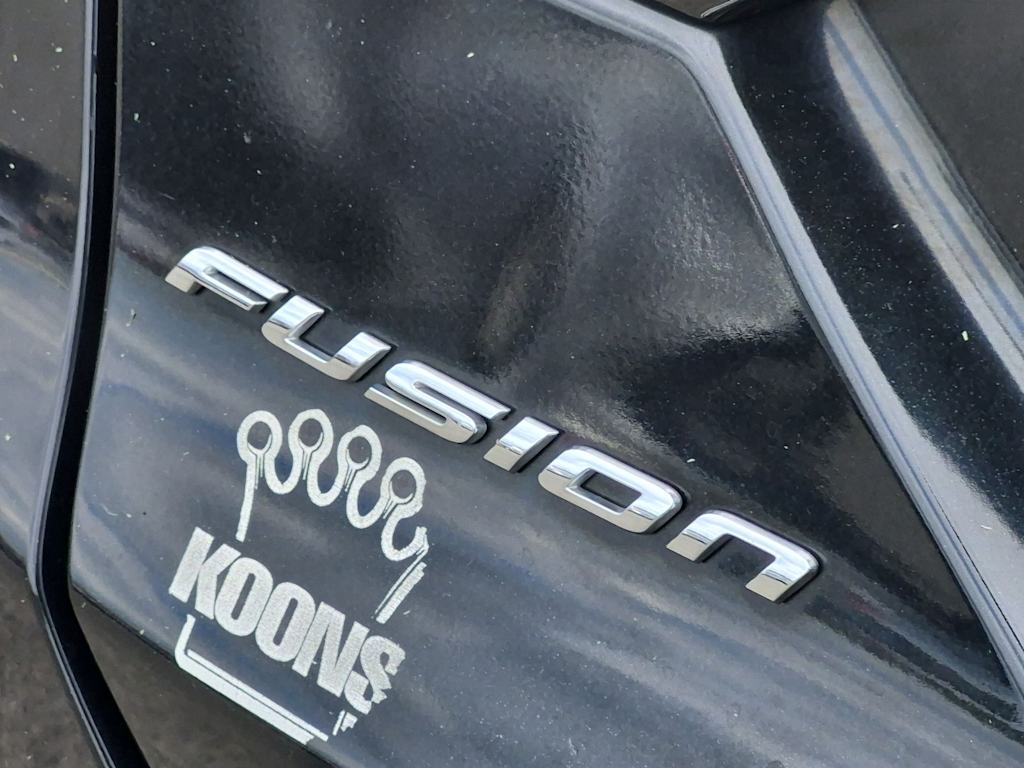 Thumbnail: 2015 Ford Fusion - 22