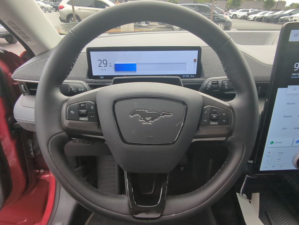 Thumbnail: 2022 Ford Mustang Mach-E - 9