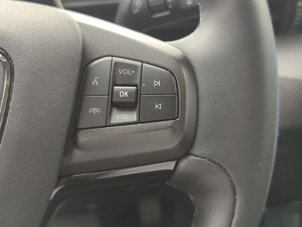 Thumbnail: 2022 Ford Mustang Mach-E - 29