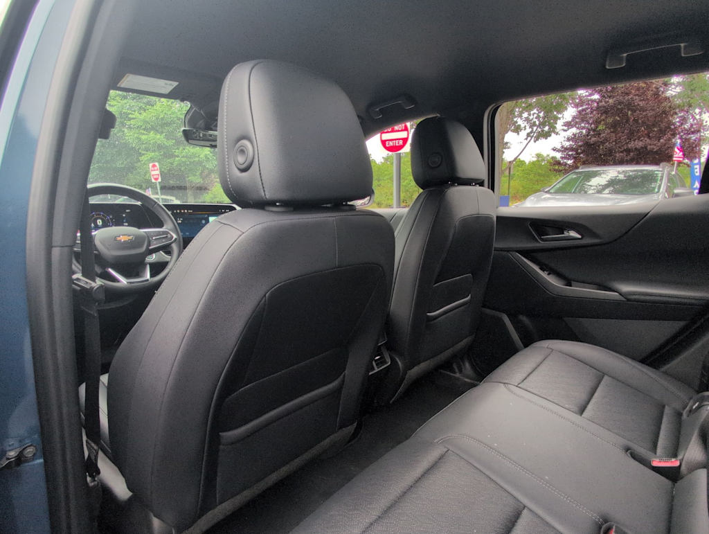 Thumbnail: 2025 Chevrolet Equinox - 12