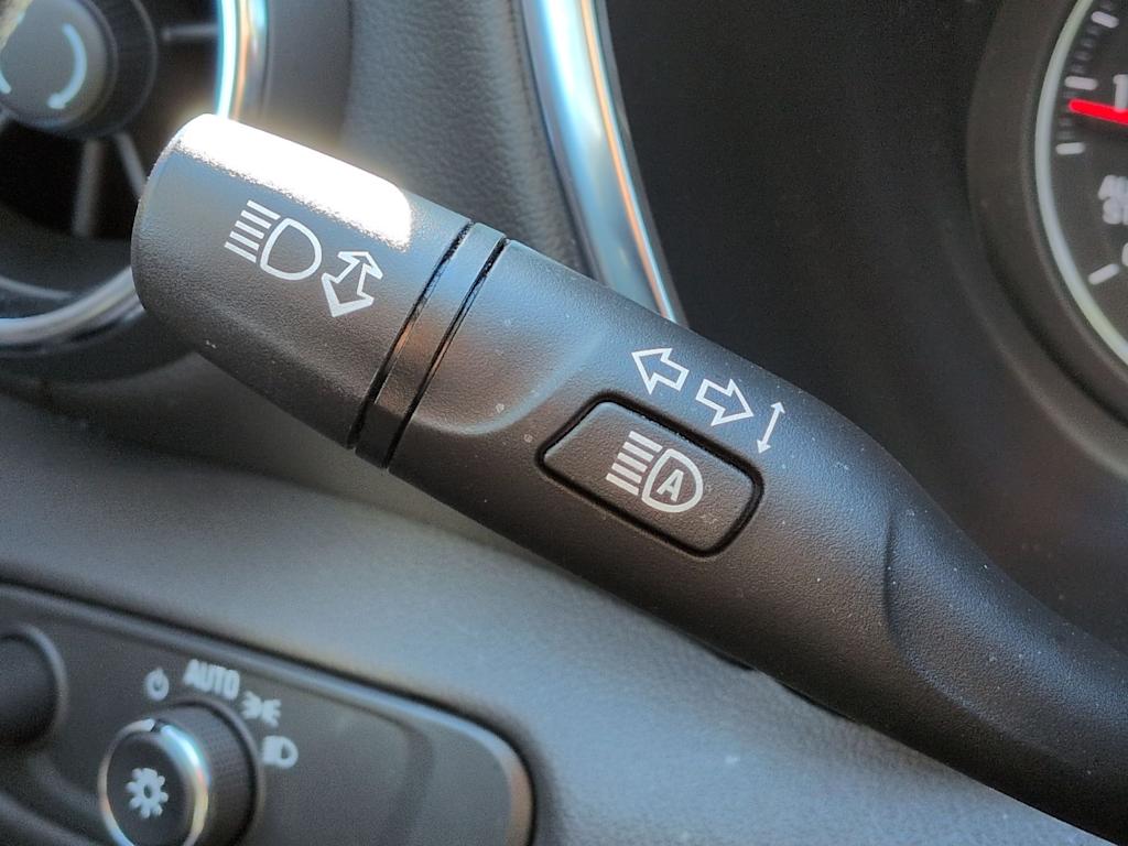 Thumbnail: 2022 Chevrolet Blazer - 16