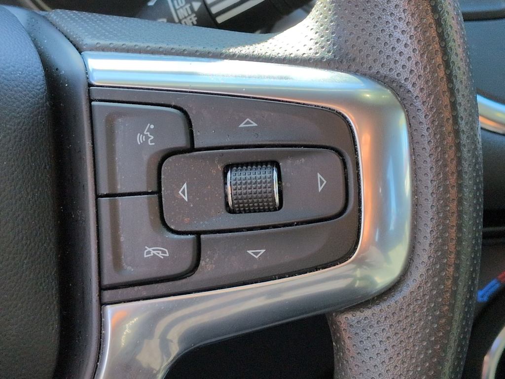 Thumbnail: 2022 Chevrolet Blazer - 31