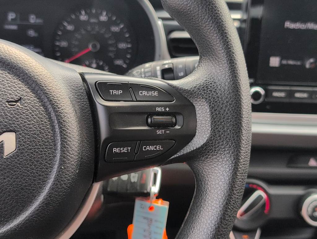 Thumbnail: 2023 Kia Rio - 26