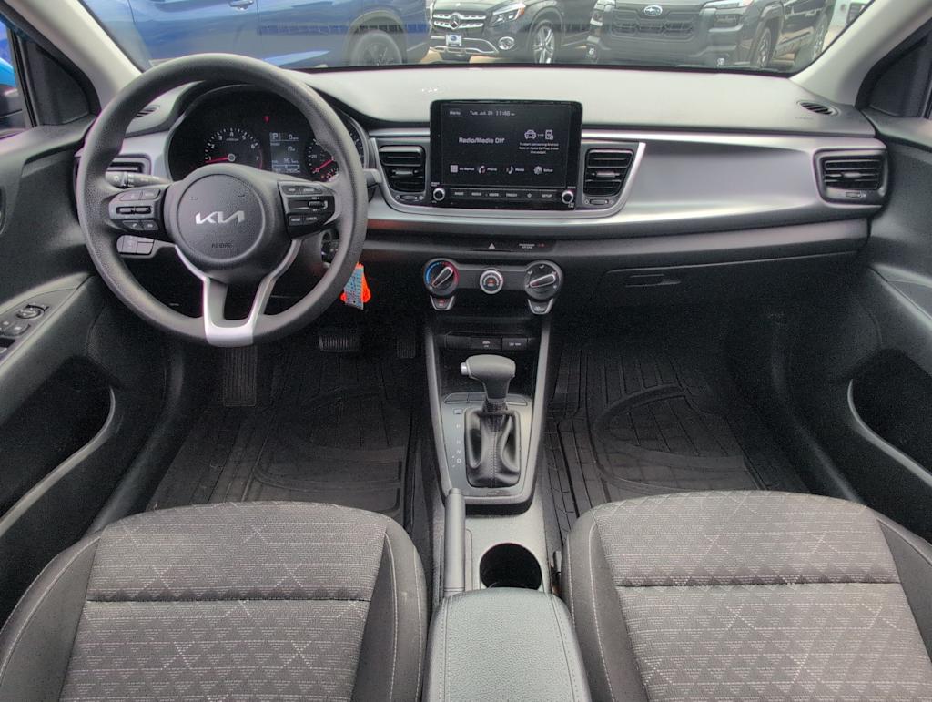 Thumbnail: 2023 Kia Rio - 9