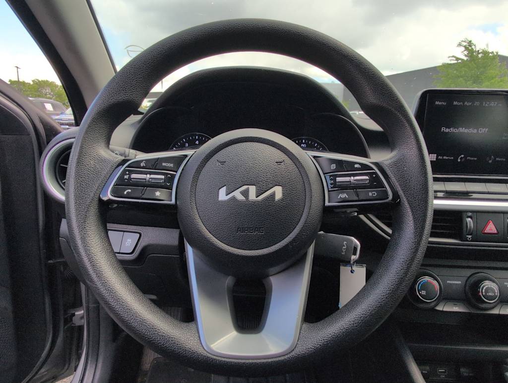 Thumbnail: 2023 Kia Forte - 13
