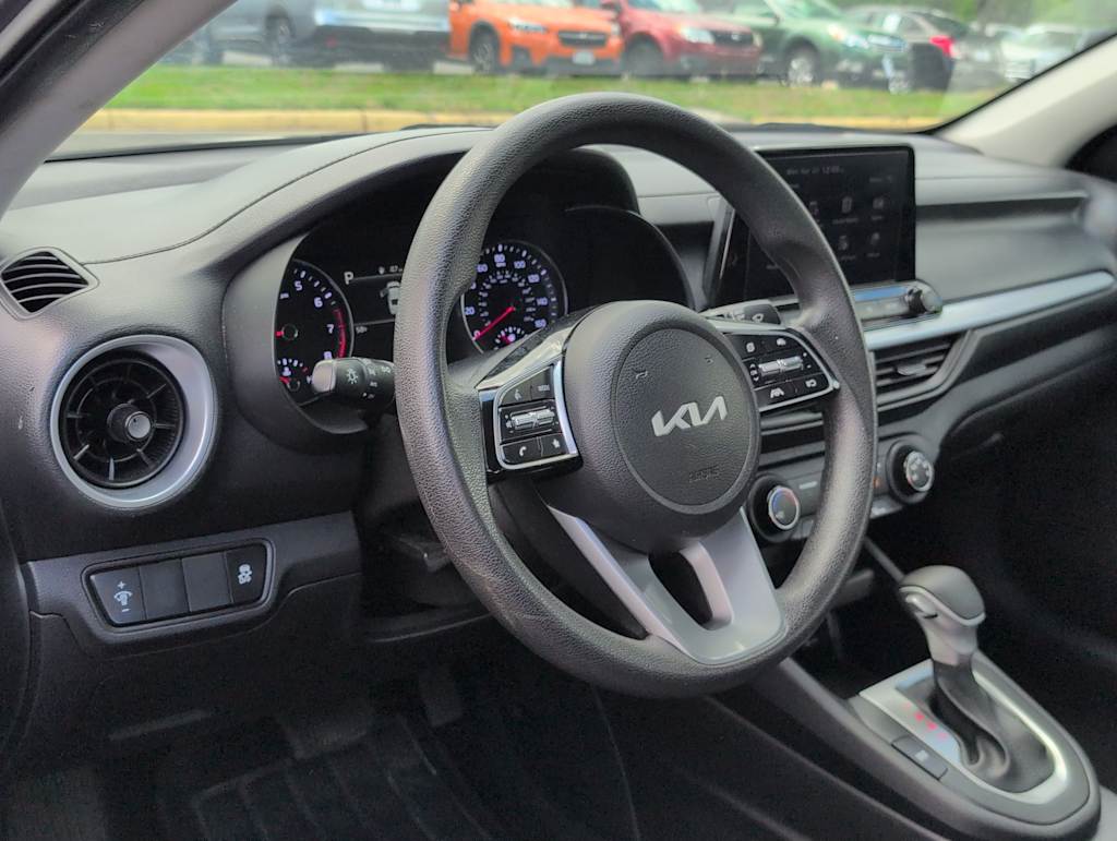 Thumbnail: 2023 Kia Forte - 2