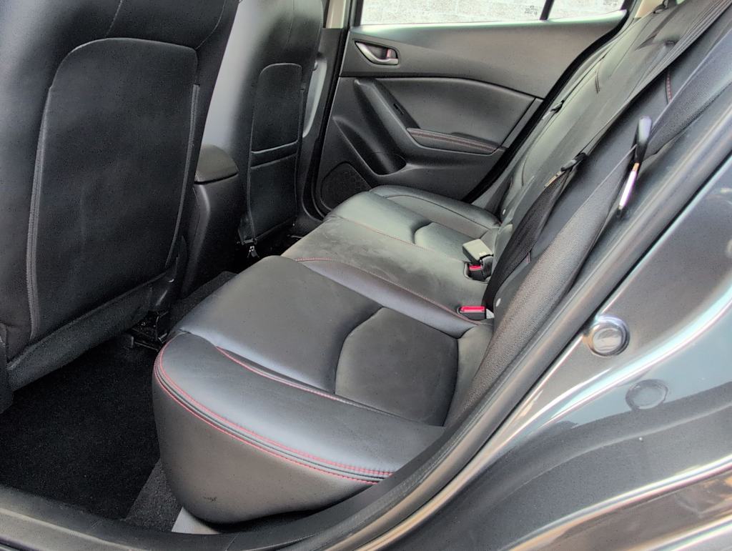 Thumbnail: 2016 Mazda Mazda3 - 29