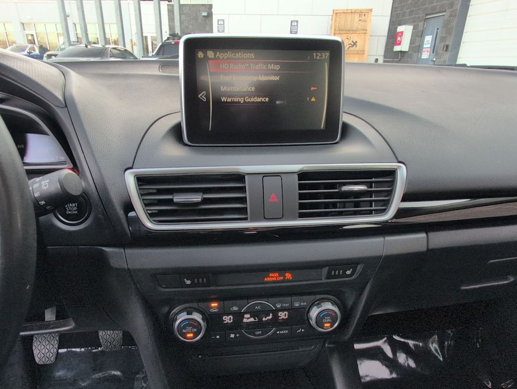 Thumbnail: 2016 Mazda Mazda3 - 15