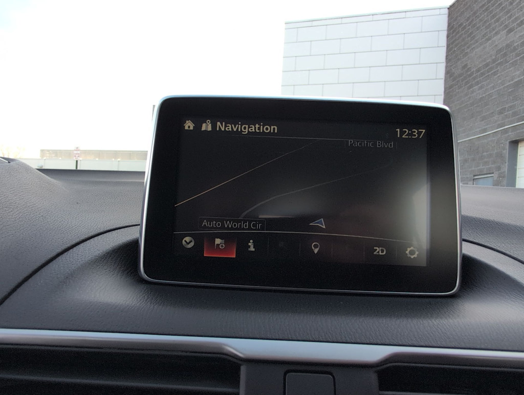 Thumbnail: 2016 Mazda Mazda3 - 34