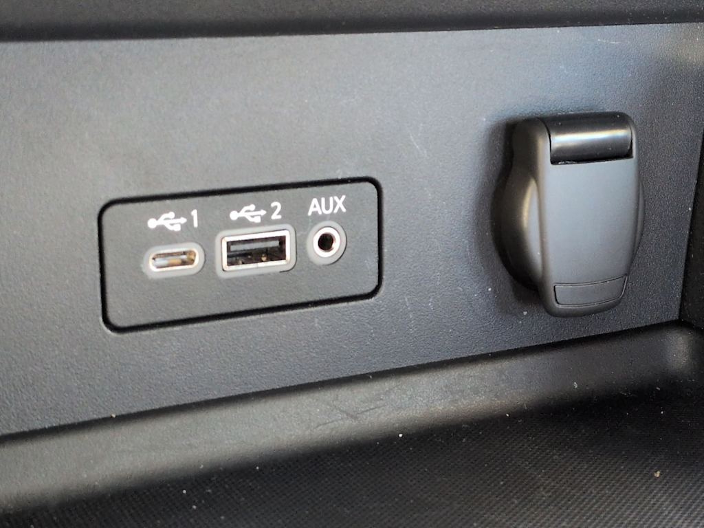 Thumbnail: 2022 Nissan Sentra - 34