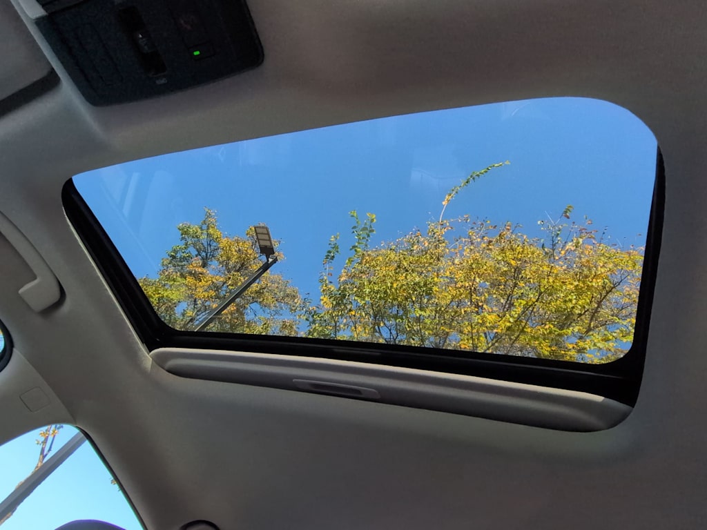 Thumbnail: 2022 Nissan Sentra - 18