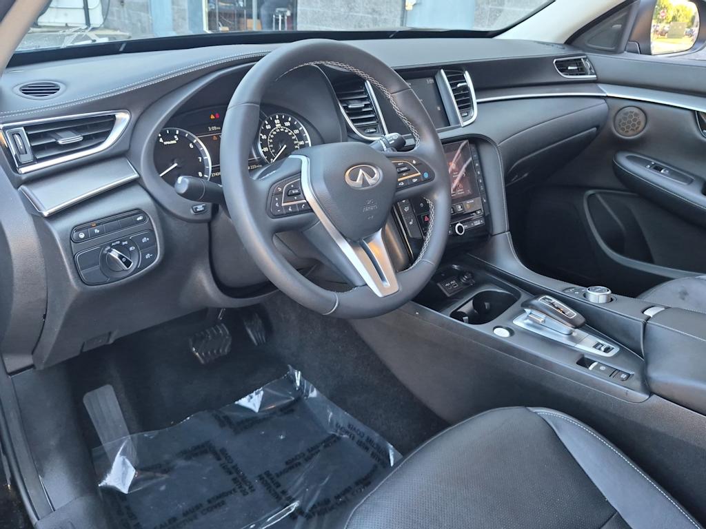 Thumbnail: 2023 INFINITI QX50 - 2