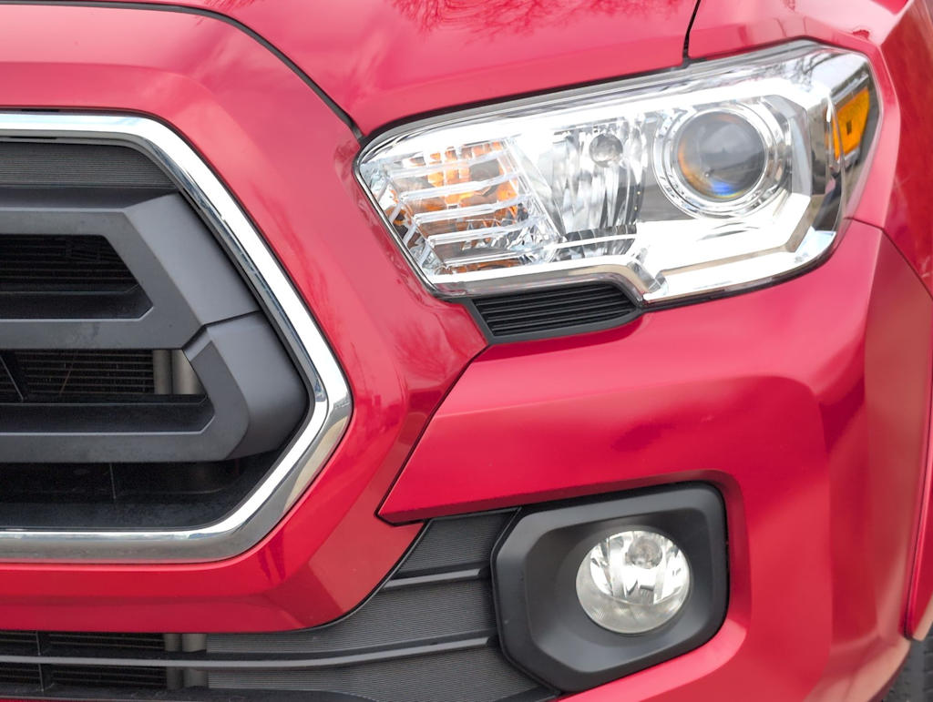 Thumbnail: 2023 Toyota Tacoma - 25