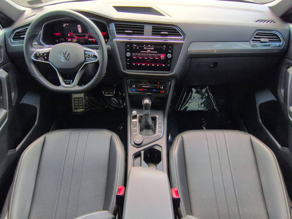 Thumbnail: 2023 Volkswagen Tiguan - 9