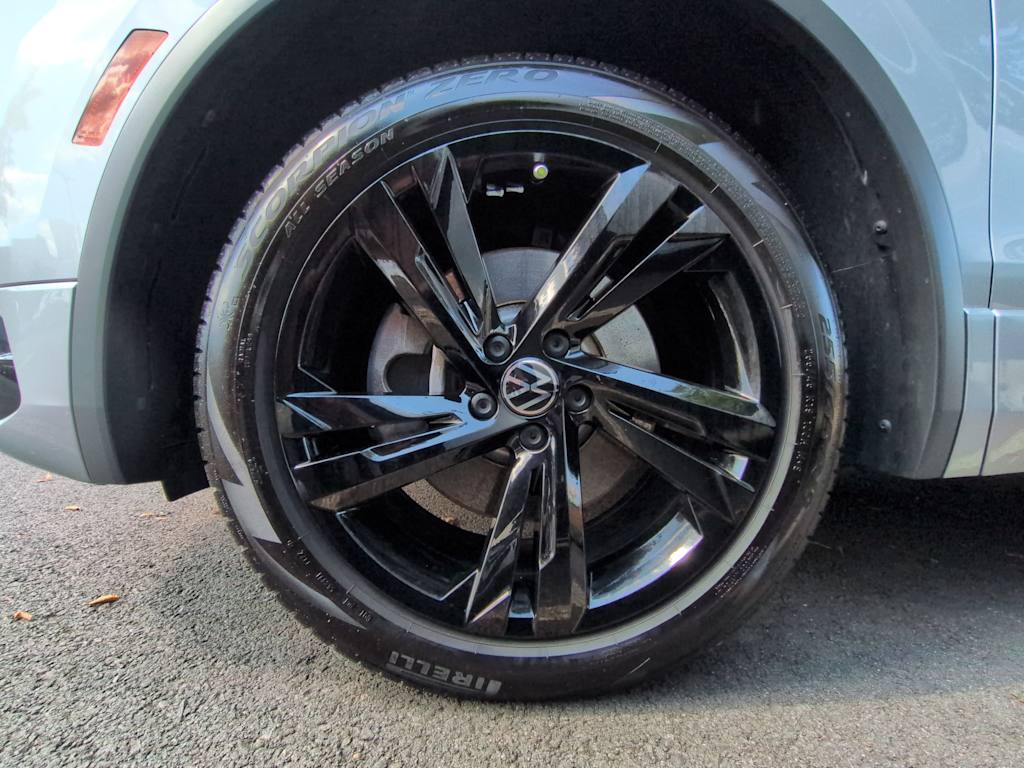 Thumbnail: 2023 Volkswagen Tiguan - 7