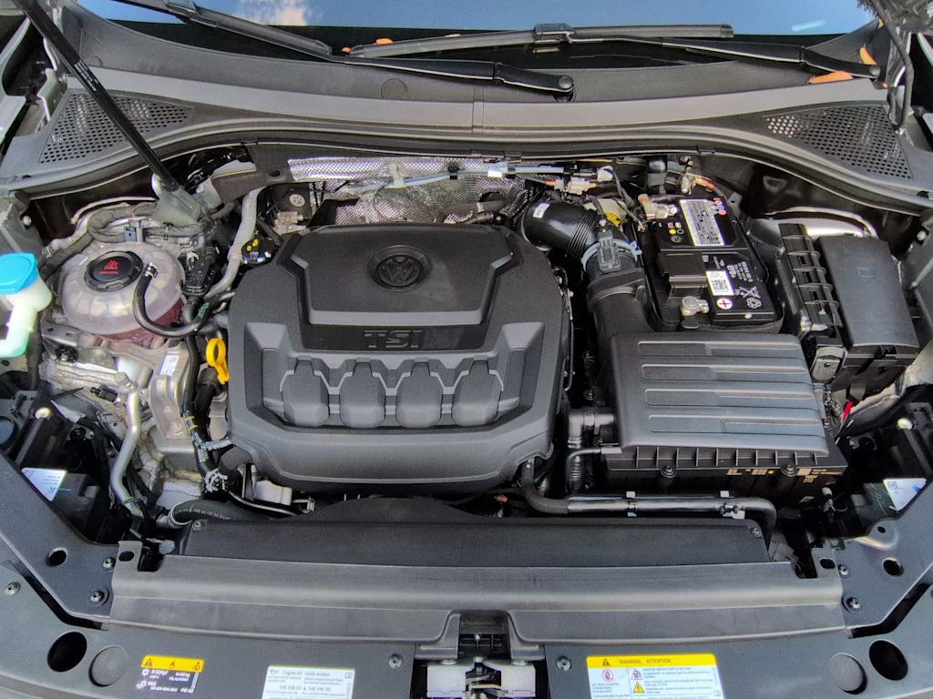 Thumbnail: 2023 Volkswagen Tiguan - 8