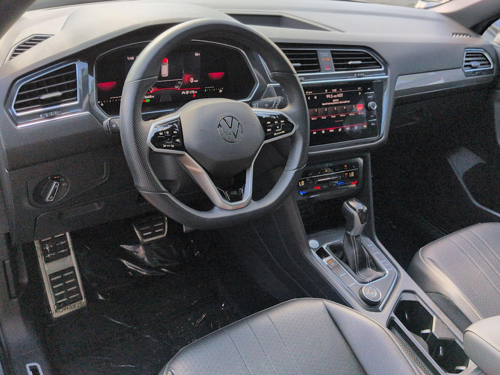 Thumbnail: 2023 Volkswagen Tiguan - 2