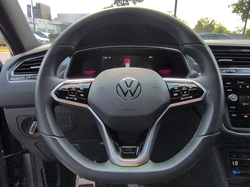 Thumbnail: 2023 Volkswagen Tiguan - 13