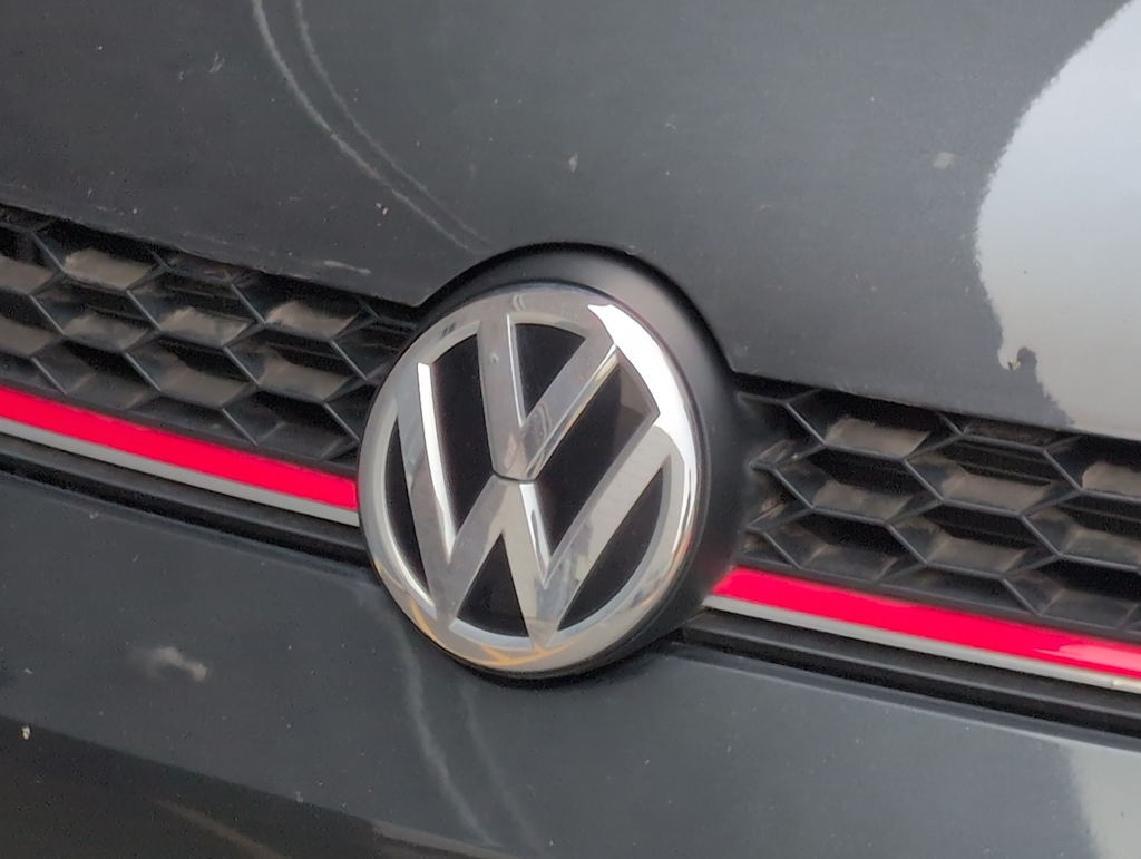 Thumbnail: 2015 Volkswagen Golf - 7