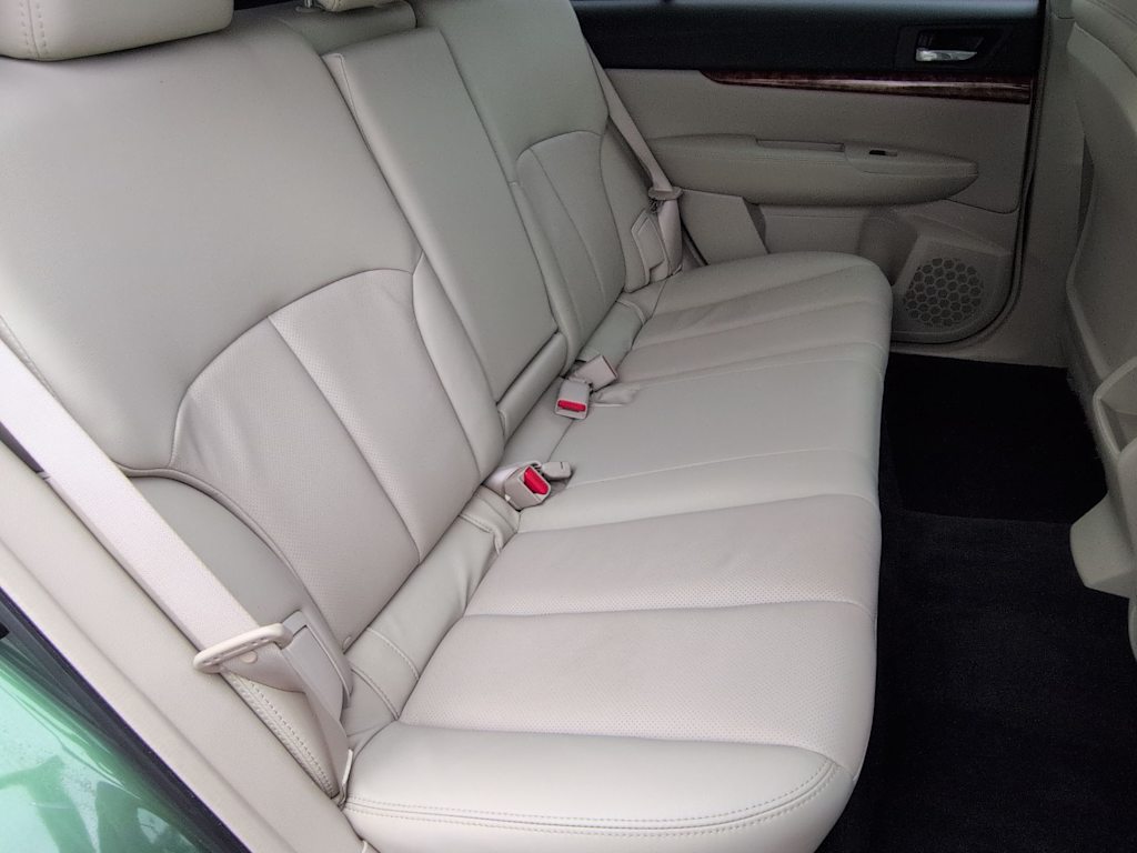 Thumbnail: 2010 Subaru Outback - 29