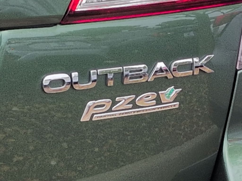 Thumbnail: 2010 Subaru Outback - 25