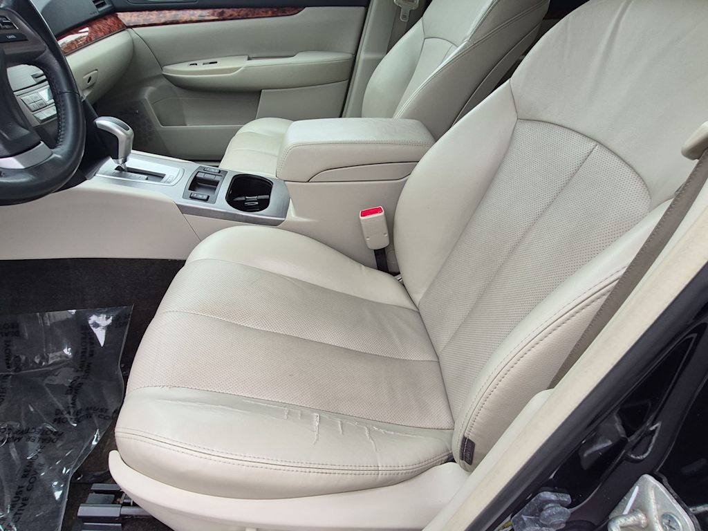 Thumbnail: 2012 Subaru Outback - 10