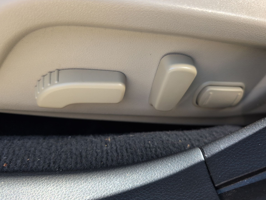 Thumbnail: 2016 Subaru Outback - 25