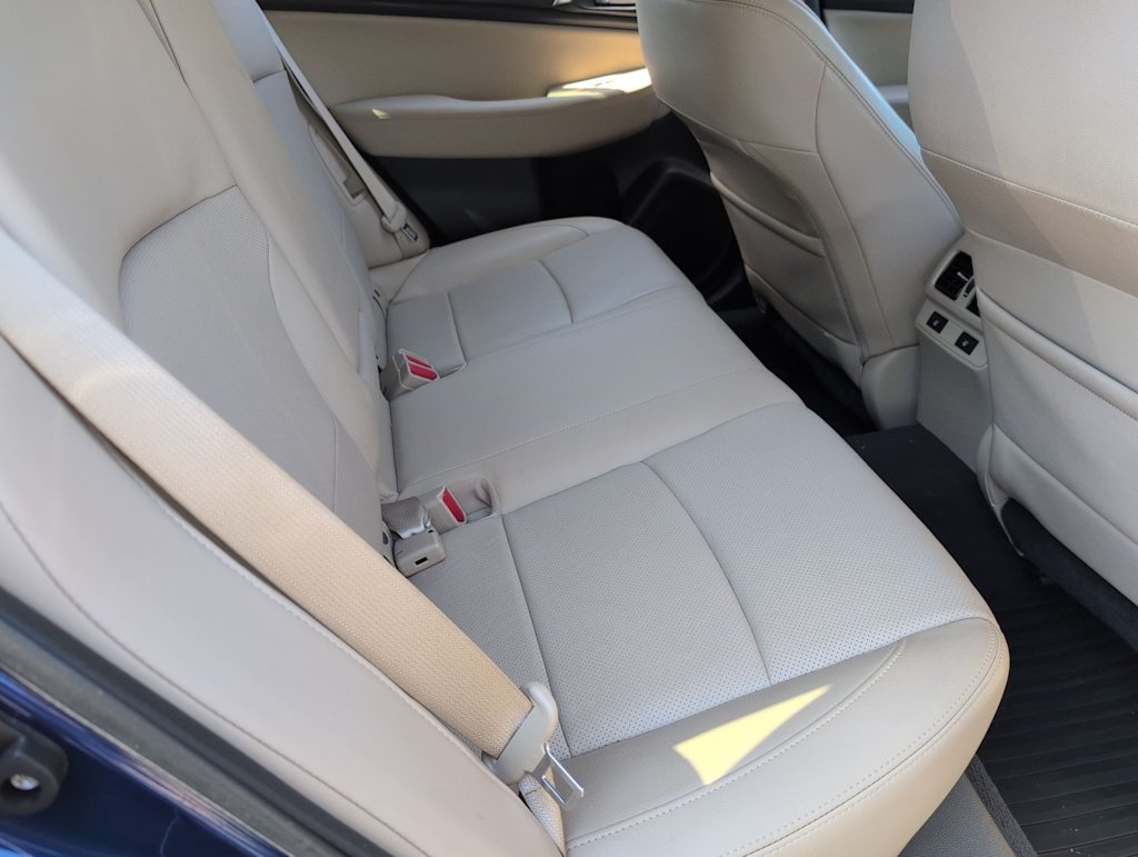 Thumbnail: 2016 Subaru Outback - 27