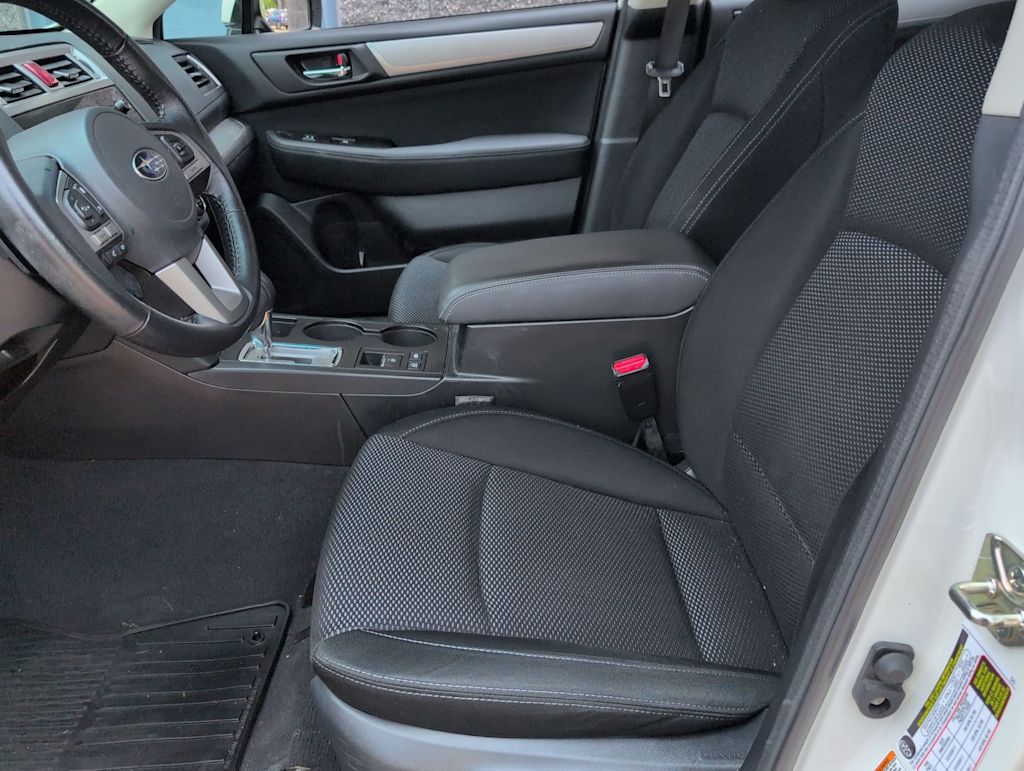 Thumbnail: 2016 Subaru Outback - 10