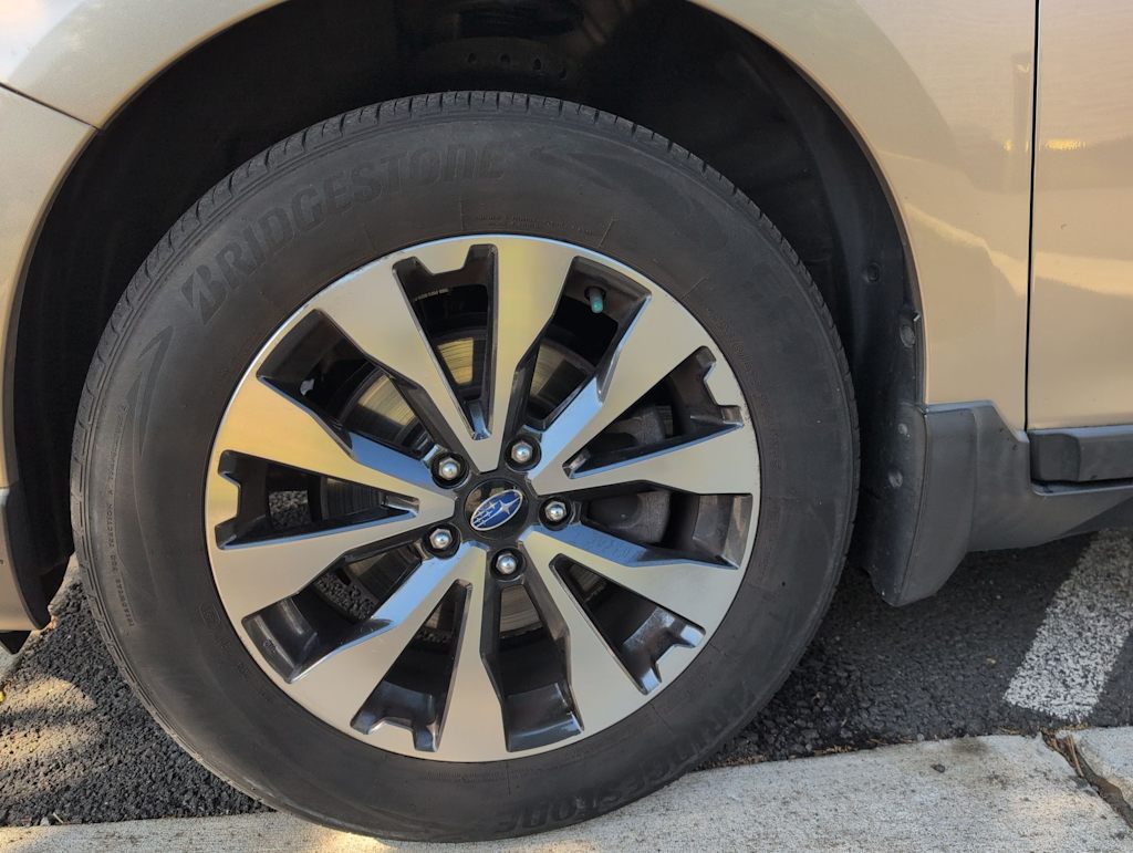 Thumbnail: 2017 Subaru Outback - 8