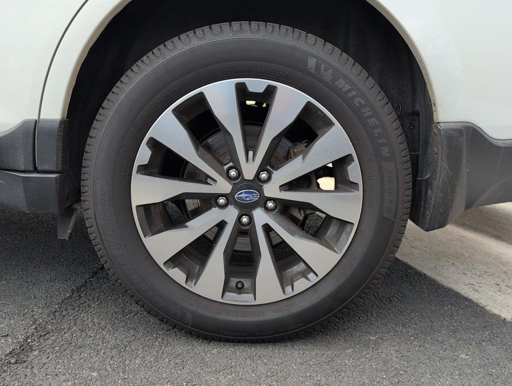 Thumbnail: 2017 Subaru Outback - 8