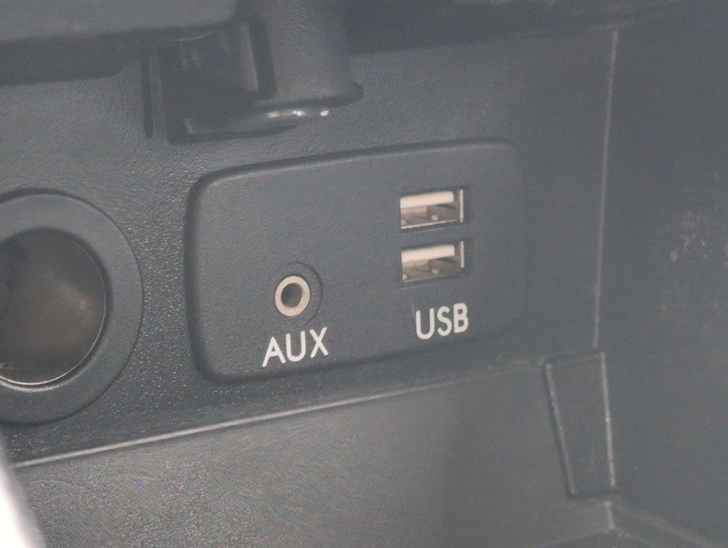 Thumbnail: 2016 Subaru Outback - 16