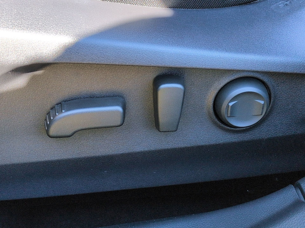 Thumbnail: 2025 Subaru Outback - 27