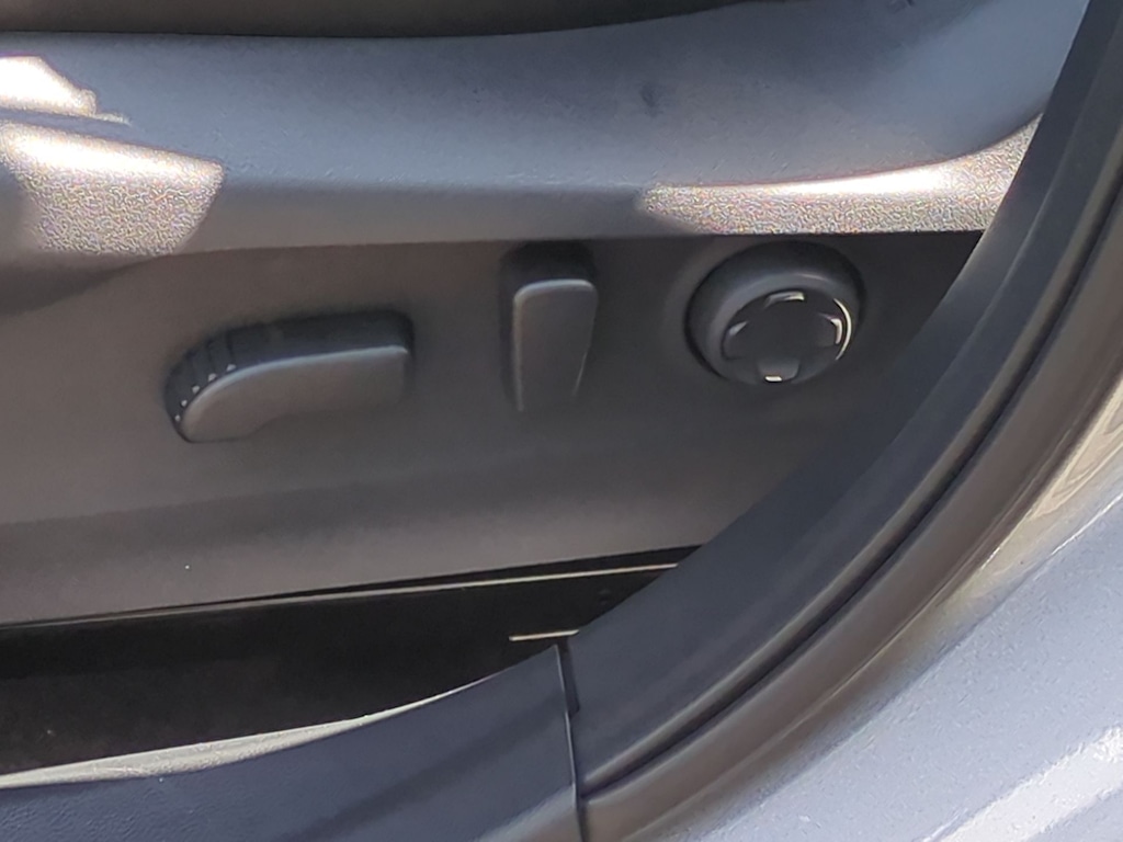 Thumbnail: 2025 Subaru Outback - 28