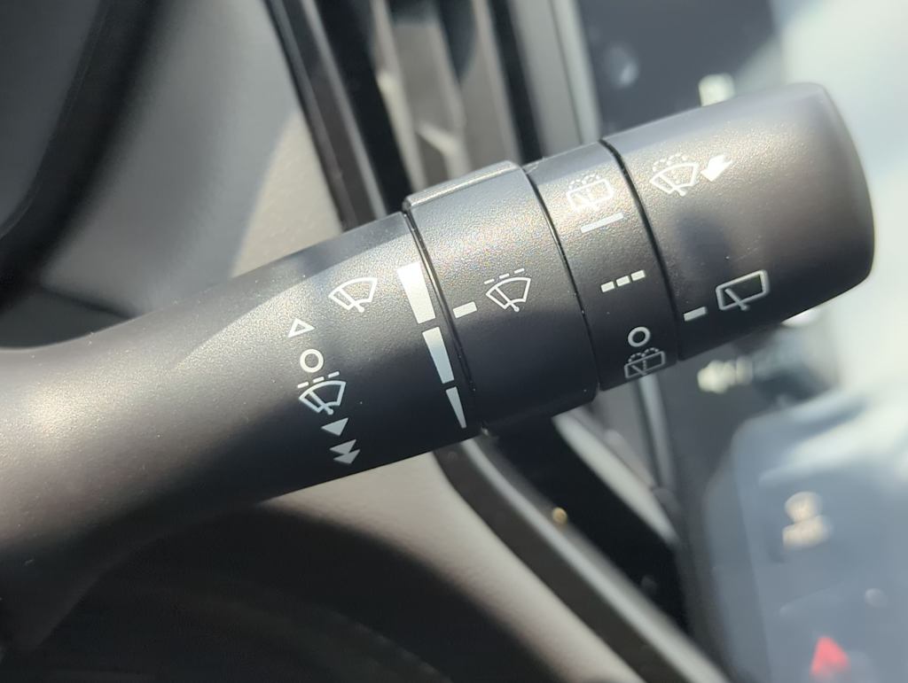 Thumbnail: 2025 Subaru Outback - 32