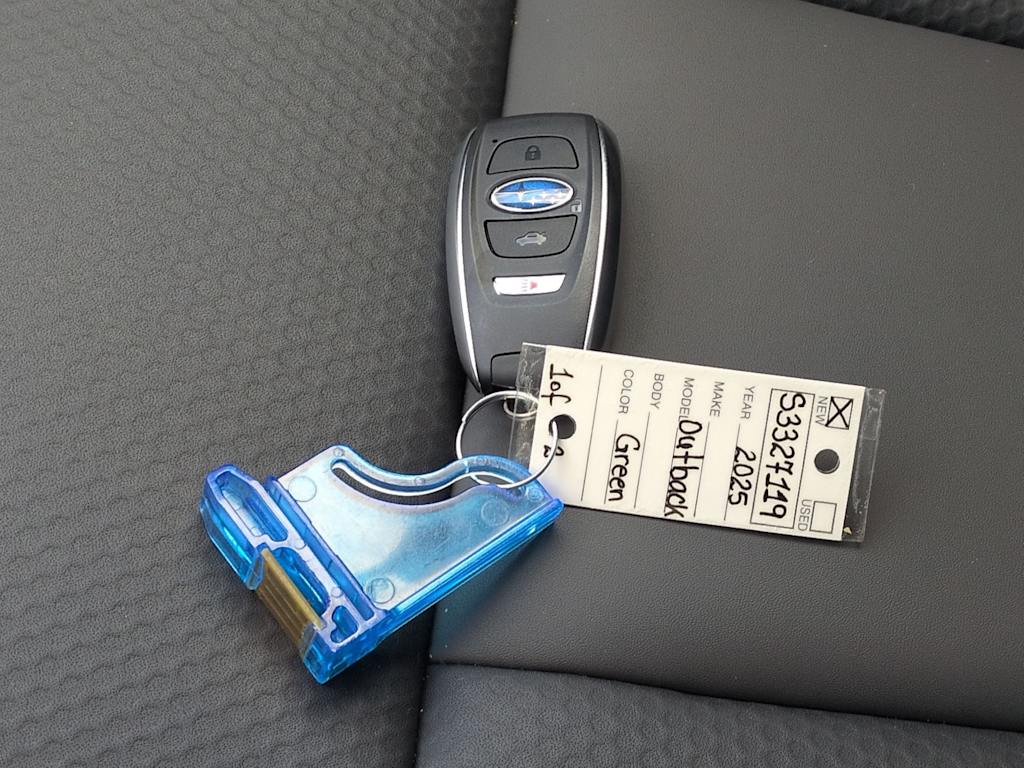 Thumbnail: 2025 Subaru Outback - 18