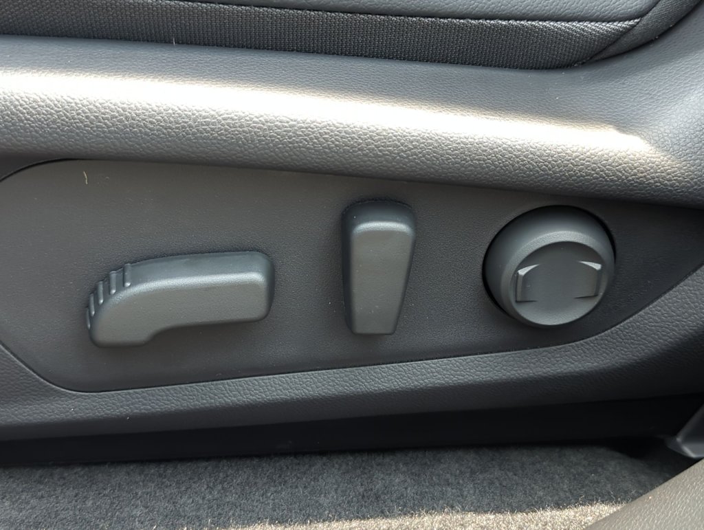 Thumbnail: 2025 Subaru Crosstrek - 26