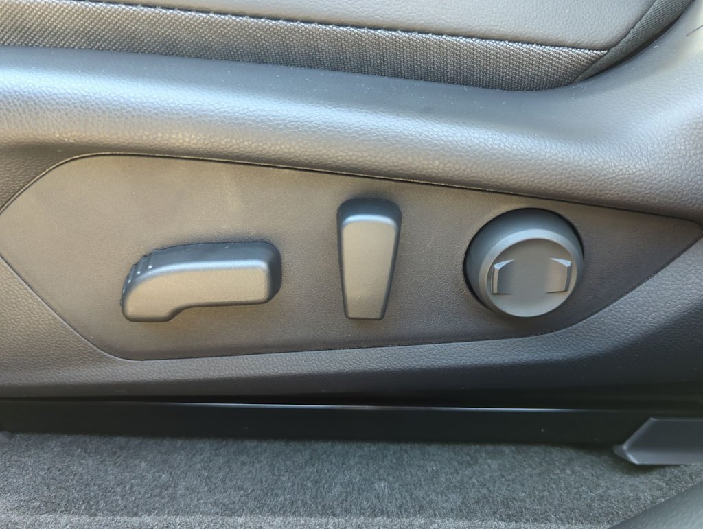 Thumbnail: 2025 Subaru Crosstrek - 25