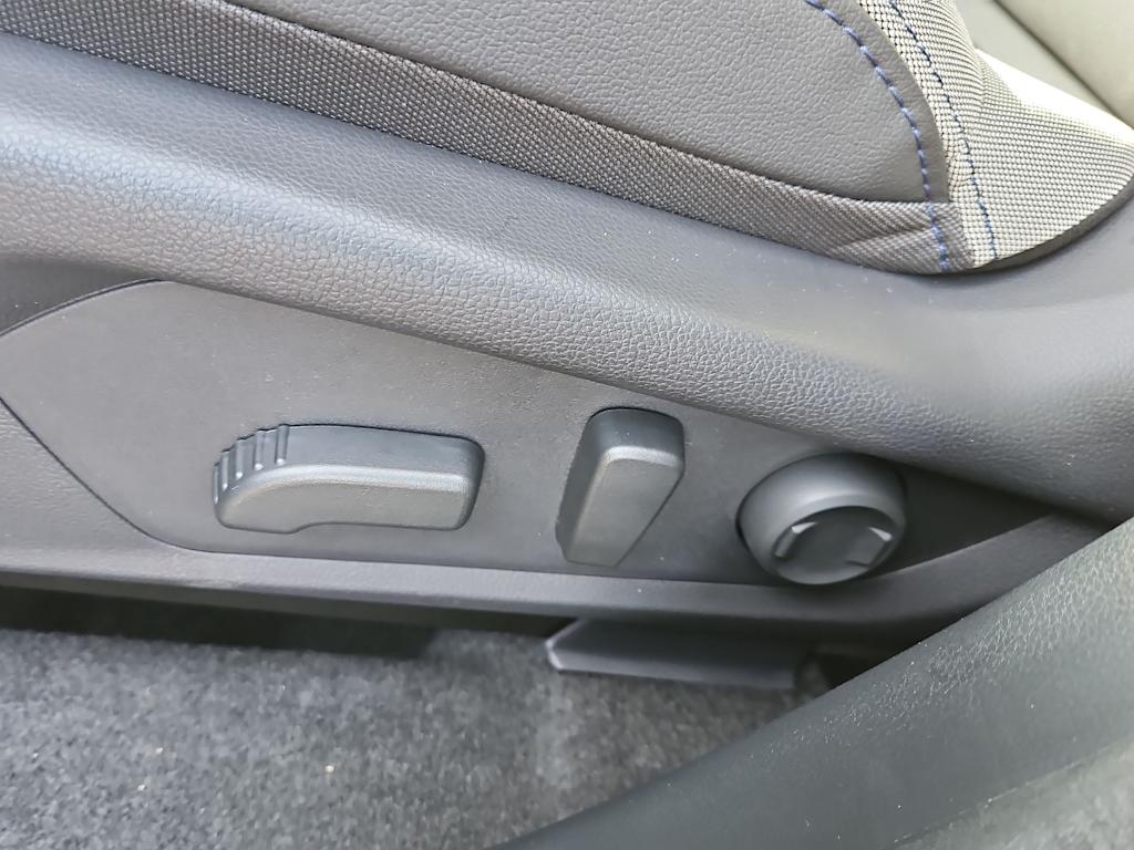 Thumbnail: 2026 Subaru Forester - 26