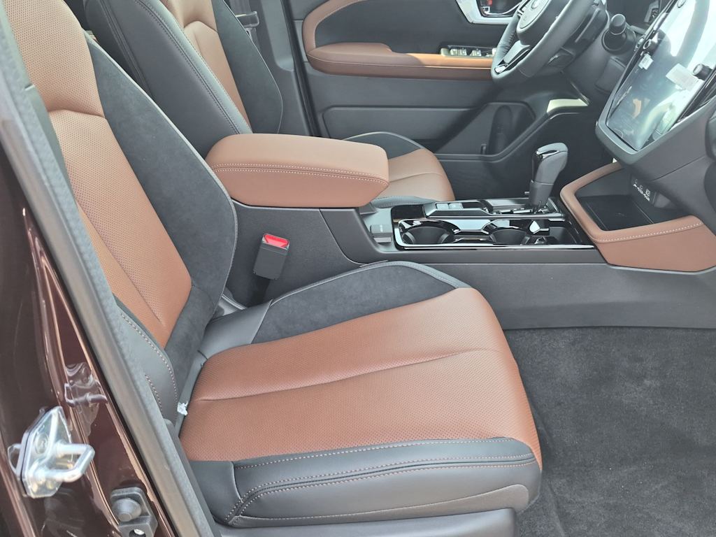 Thumbnail: 2026 Subaru Forester - 11
