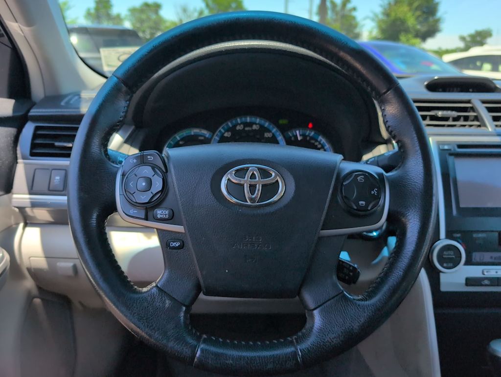 Thumbnail: 2012 Toyota Camry - 13