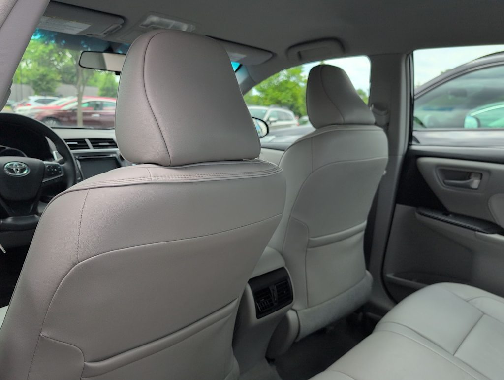 Thumbnail: 2016 Toyota Camry - 11