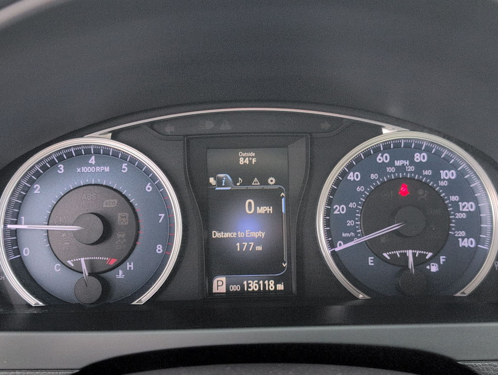 Thumbnail: 2016 Toyota Camry - 16
