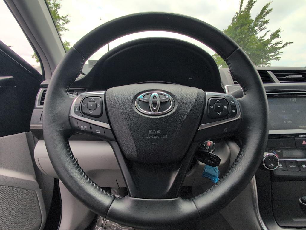Thumbnail: 2016 Toyota Camry - 13